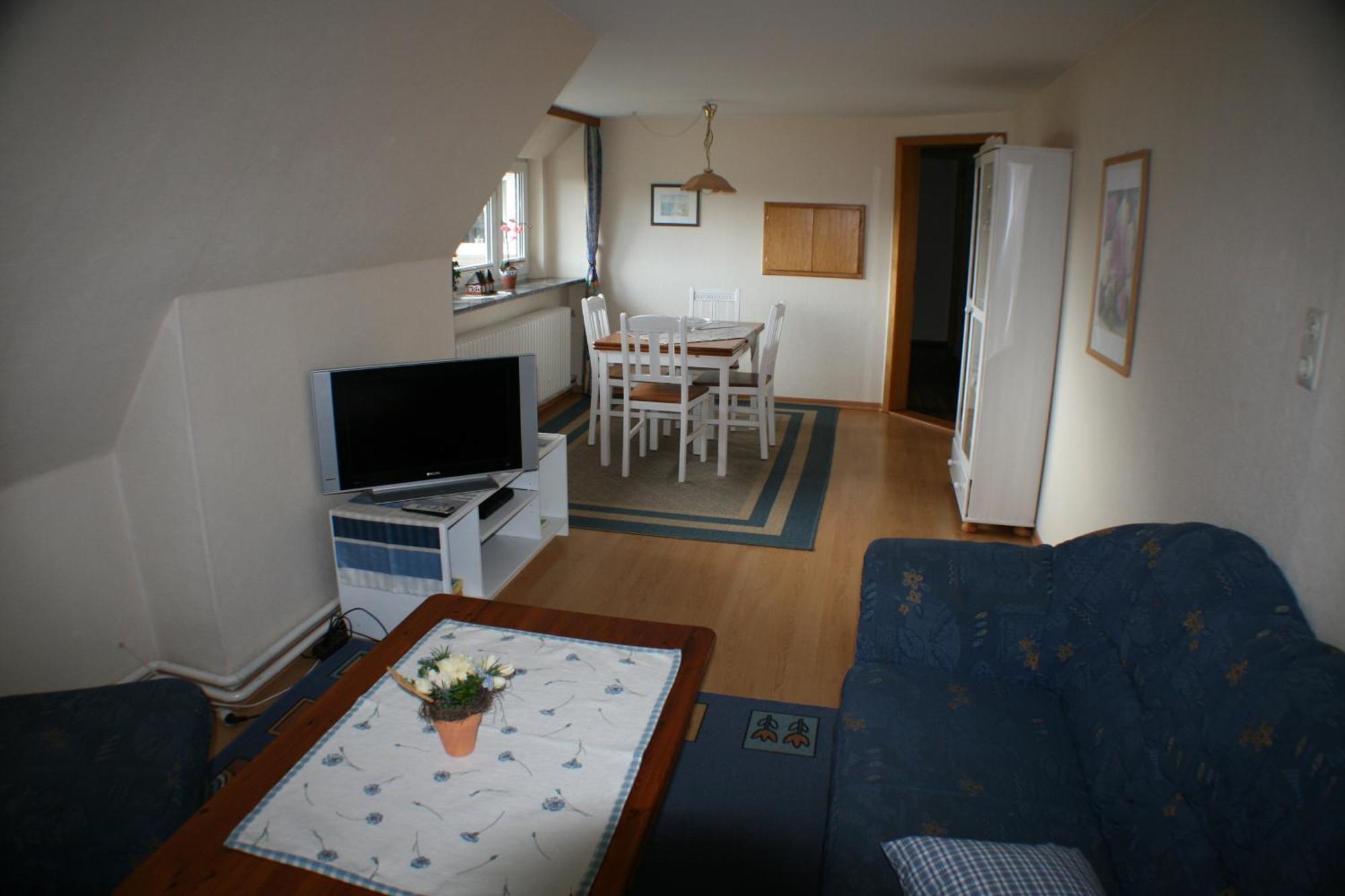 Ferienwohnungen Im Hotel Garni Zur Post Utersum Cameră foto