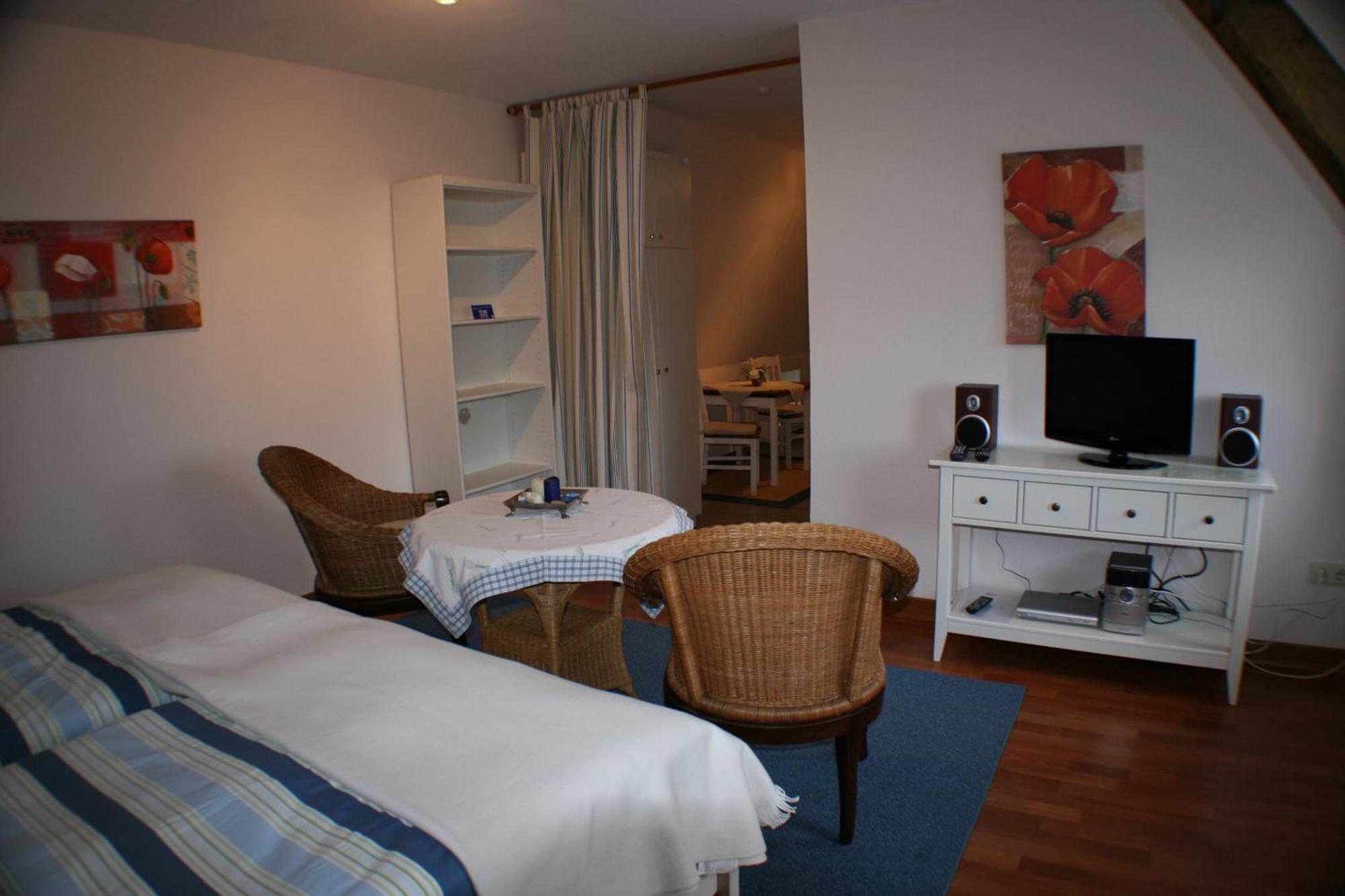 Ferienwohnungen Im Hotel Garni Zur Post Utersum Cameră foto